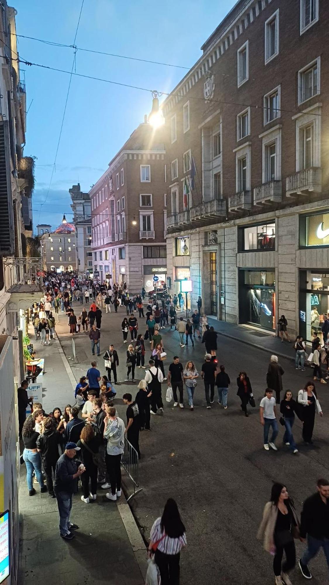 Nsm 71Viadelcorso Appartamento Con Terrazzo Roma Exterior foto